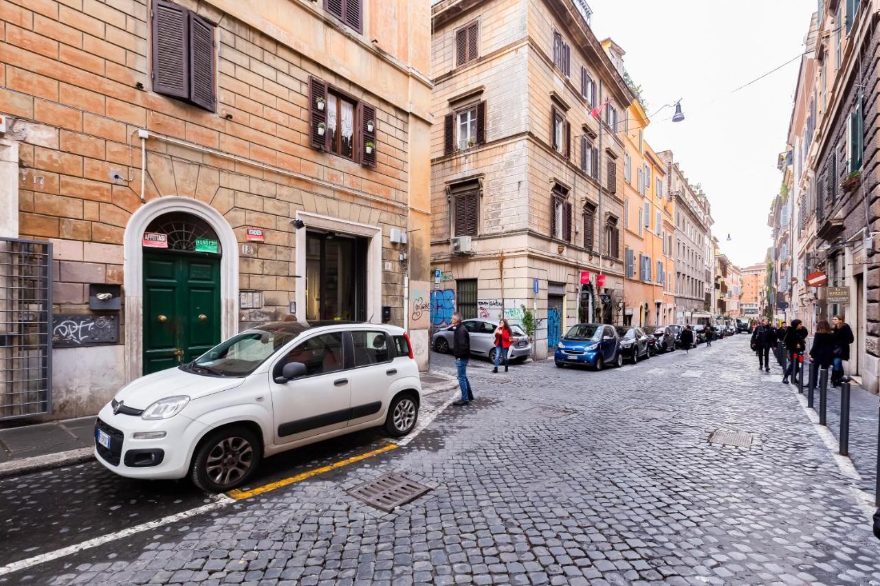 Monti Colosseum Rome Luaran gambar